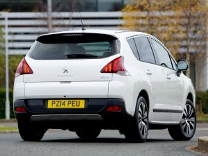 2014 Peugeot 3008 Hybrid4 UK