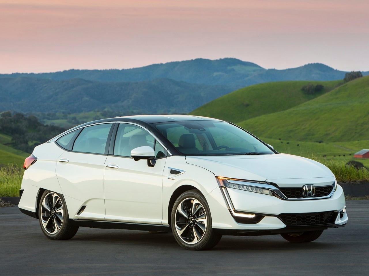 Honda Clarity Fuel Cell 2017