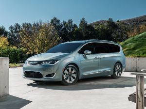 2016 Chrysler Pacifica Hybrid