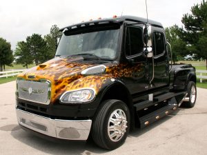 2011 Strut Freightliner M2 Sportchassis Grille Collection