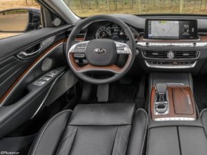 Kia K900 2019