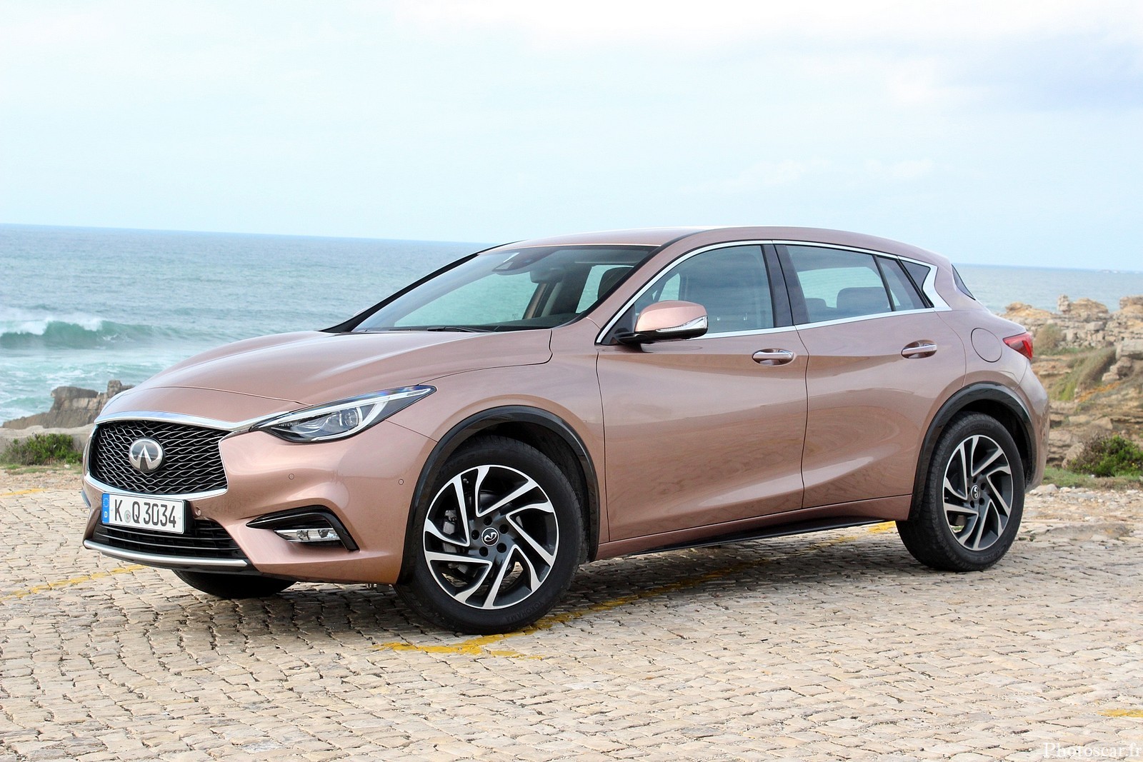 Infiniti Q30 2020