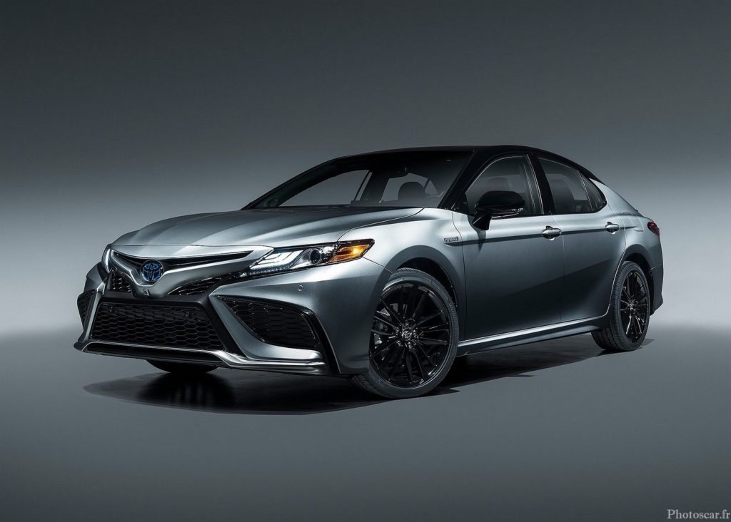 Toyota Camry 2021