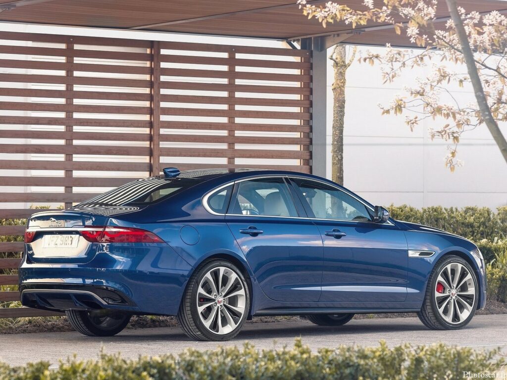 Jaguar XF 2021