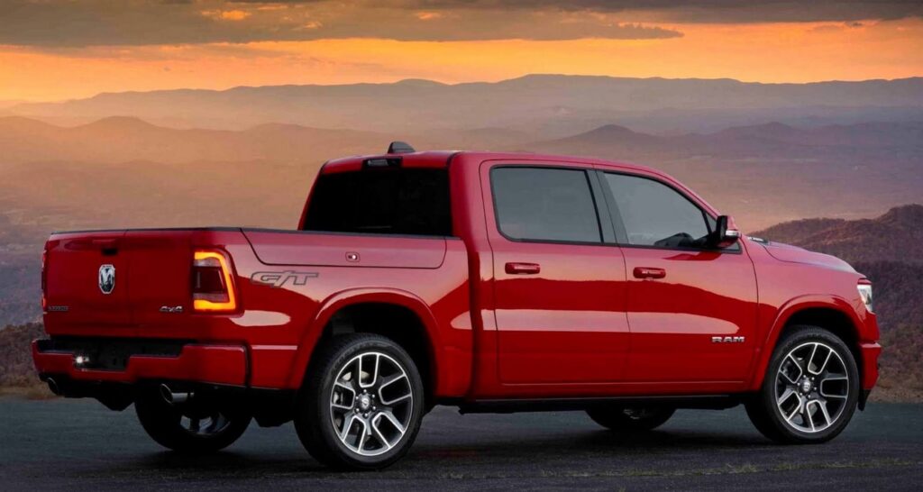 RAM 1500 GT Laramie et Rebel 2022, avec une touche sportive Photoscar