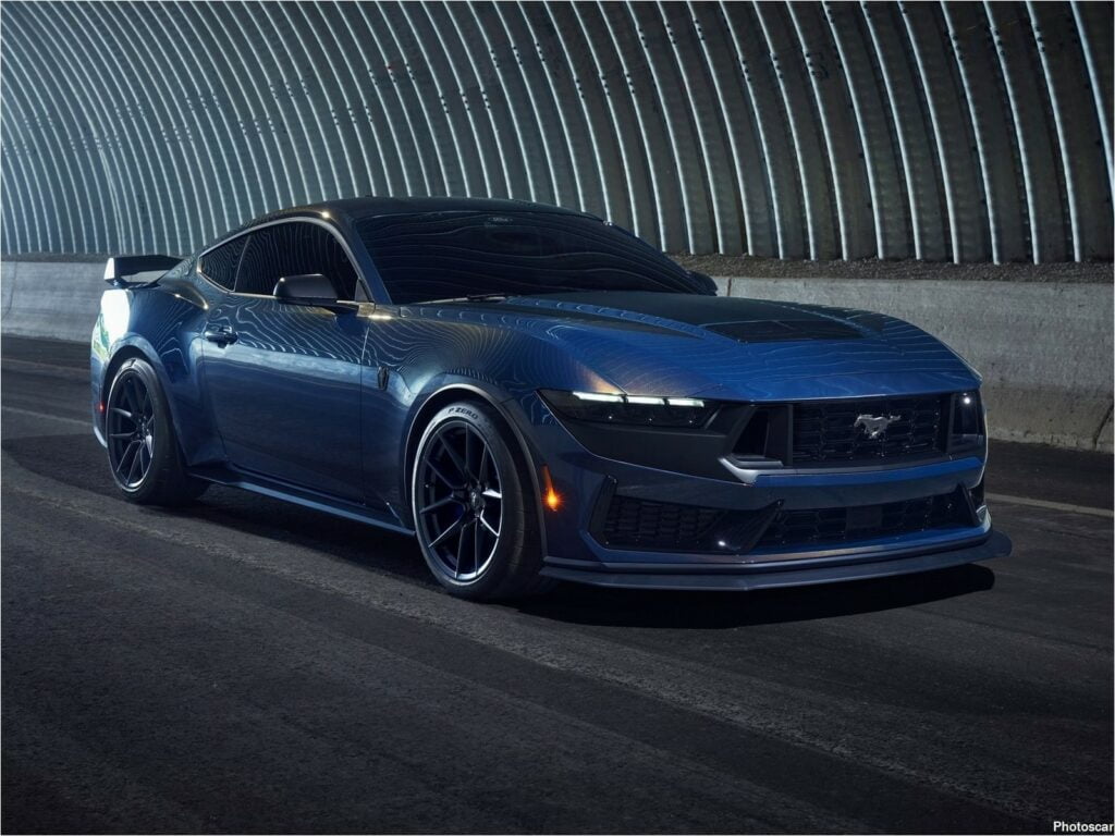 Ford Mustang Dark Horse 2024