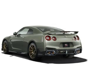 Nissan GT-R 2024