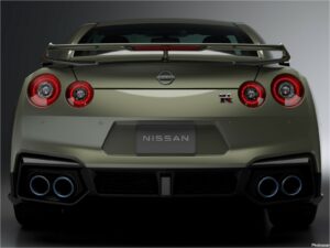 Nissan GT-R 2024