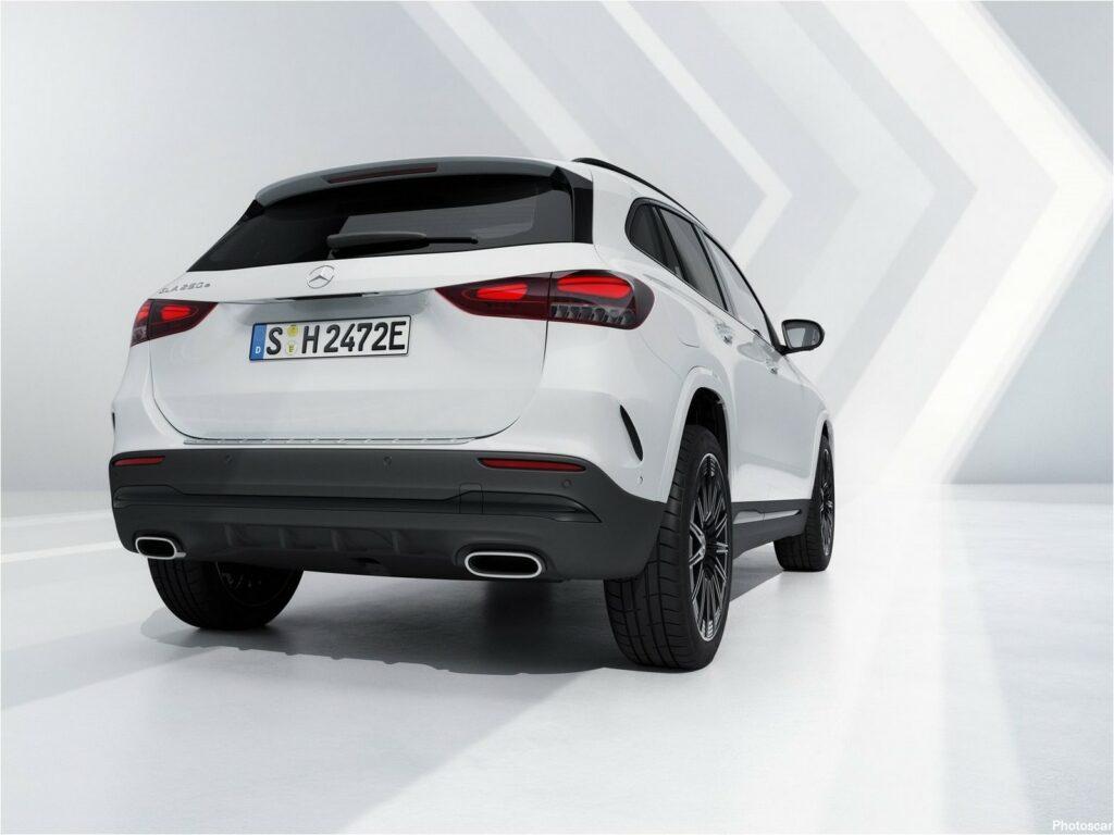 Mercedes Benz GLA 2024 Nouveau design avant et arrière Photoscar