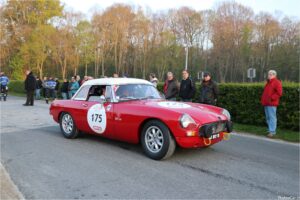 Tour auto 2023 - MG B 1964