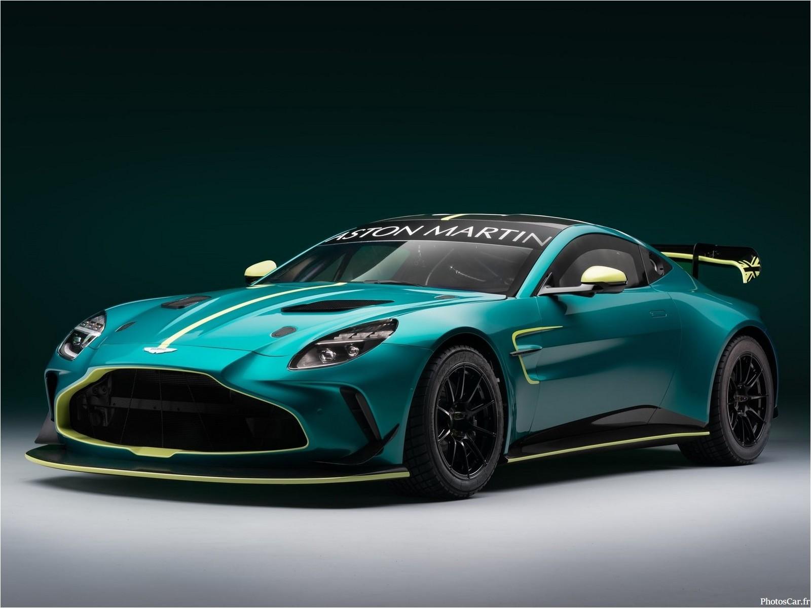 Aston Martin Vantage GT4 2024