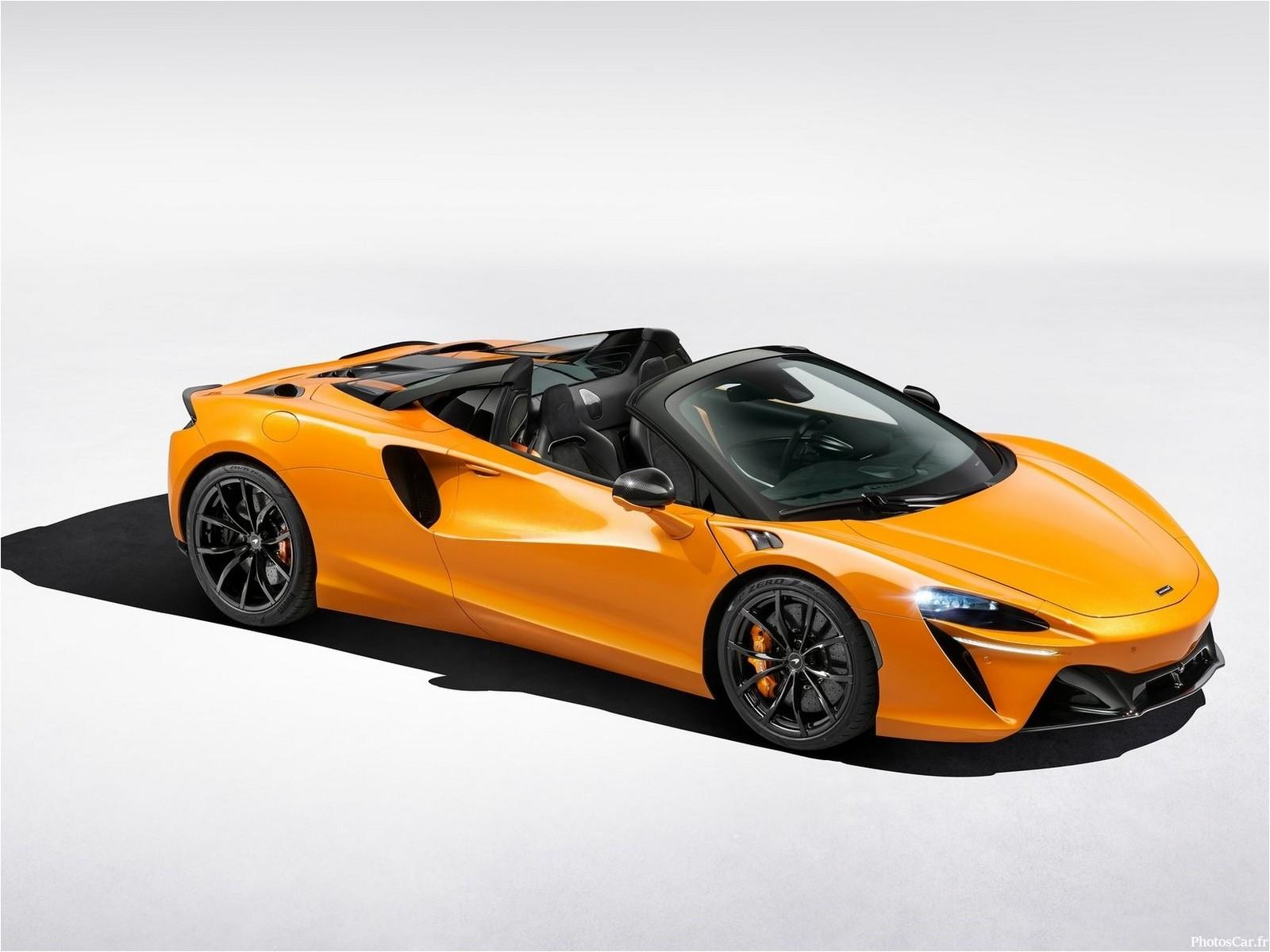 McLaren Artura Spider 2025