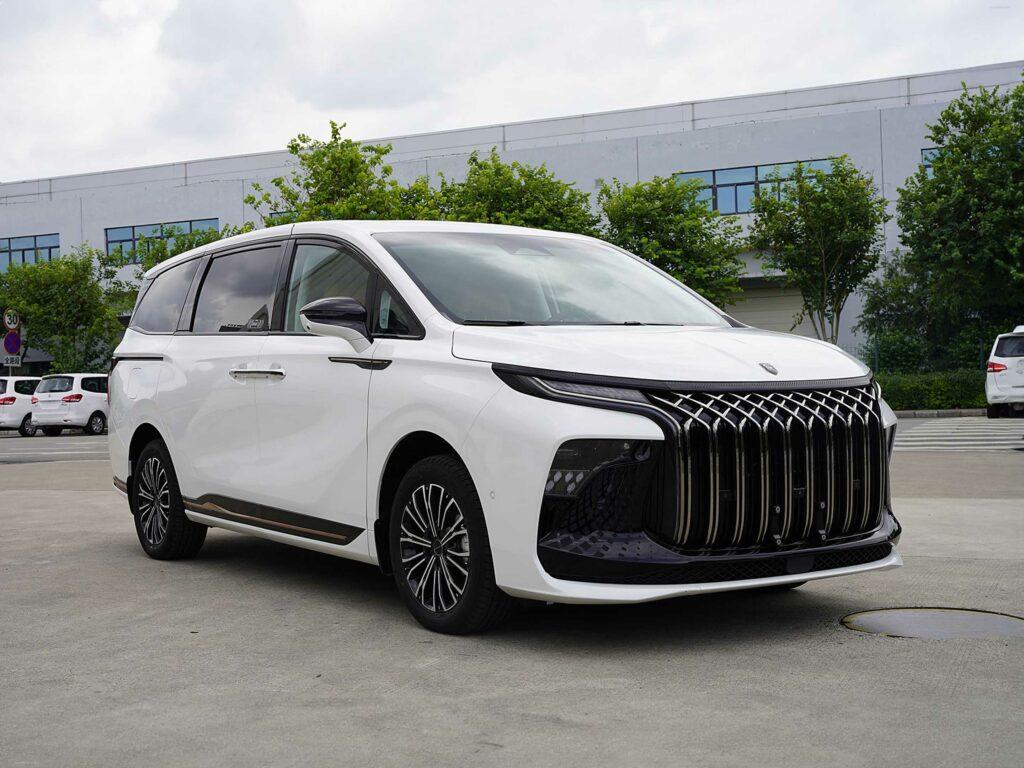 Dongfeng Forthing V9 PHEV 2024