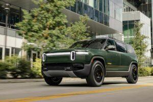 Rivian R1S 2025