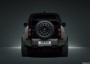 Land Rover Defender Octa 2025