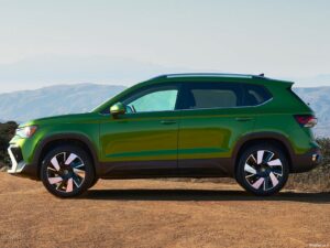 Volkswagen Taos 2025