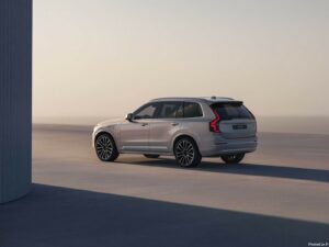 Volvo XC90 2025