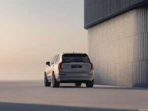 Volvo XC90 2025