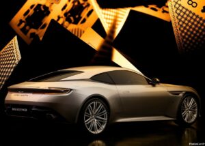 Aston-Martin DB12 Édition Goldfinger 2025