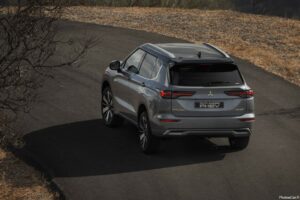 Mitsubishi Outlander PHEV 2024